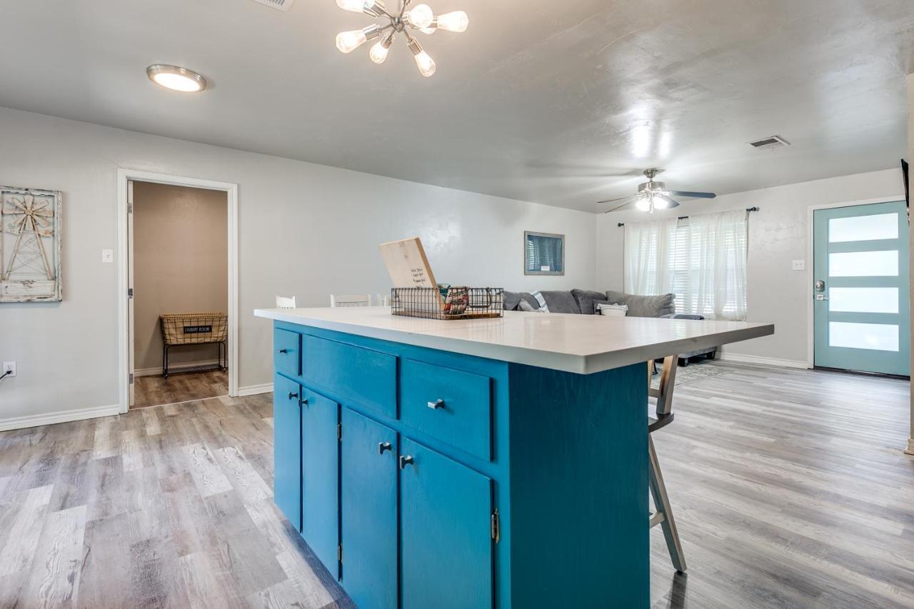 Cozy 4 Bedroom Blocks To Main Street And Wineries *