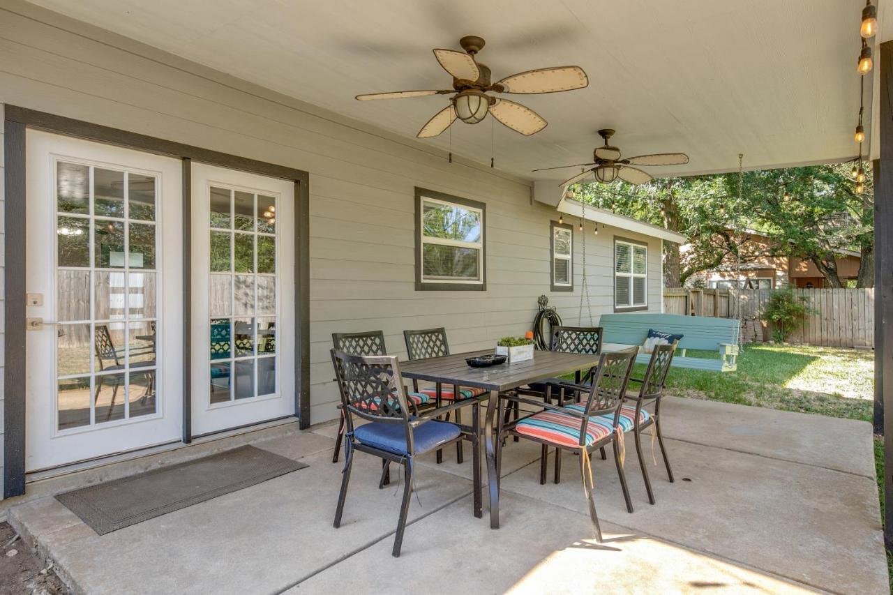Cozy 4 Bedroom Blocks To Main Street And Wineries Holiday home Fredericksburg